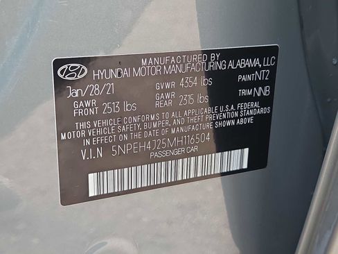 Used 2021 Hyundai Sonata Limited w/ Preferred Accessory Package image 37