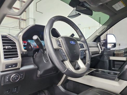 Used 2018 Ford F350 Lariat w/ Lariat Ultimate Package image 18