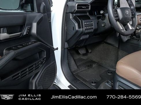 Used 2025 Toyota 4Runner Limited image 8