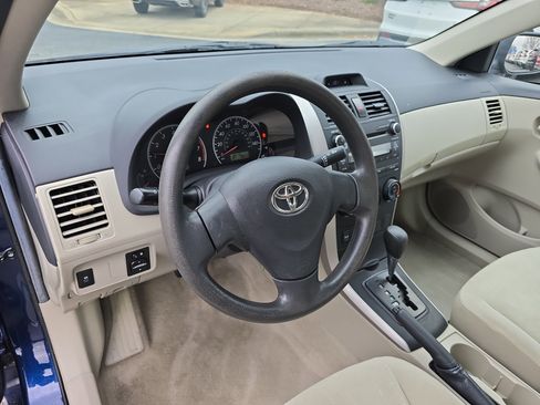 Used 2013 Toyota Corolla L image 15
