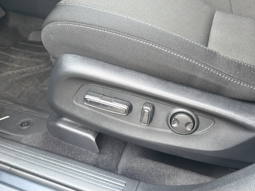 Used 2024 Honda CR-V EX image 19