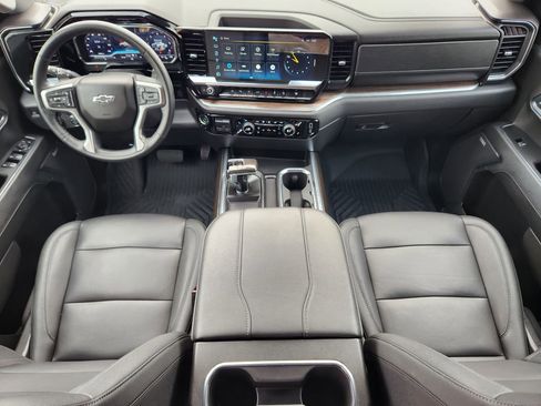 Used 2024 Chevrolet Silverado 1500 LT Trail Boss w/ Convenience Package II image 24