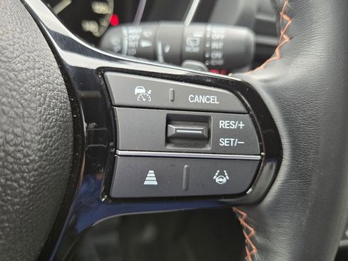 Used 2025 Honda Pilot Sport image 26