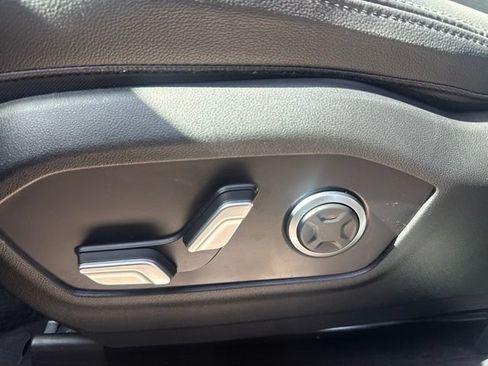 Used 2024 Hyundai Santa Fe Limited FWD image 6