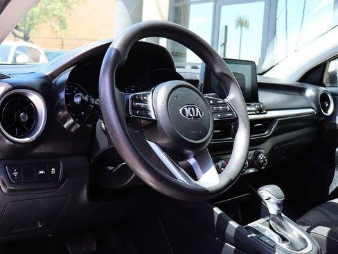 Used 2020 Kia Forte Sedan FWD image 37
