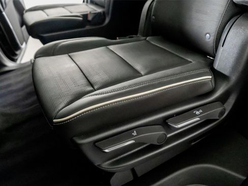 Used 2026 Cadillac Escalade Sport AWD/4WD image 30
