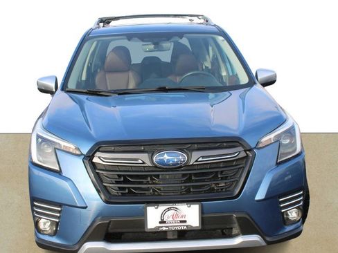 Used 2023 Subaru Forester Touring image 9
