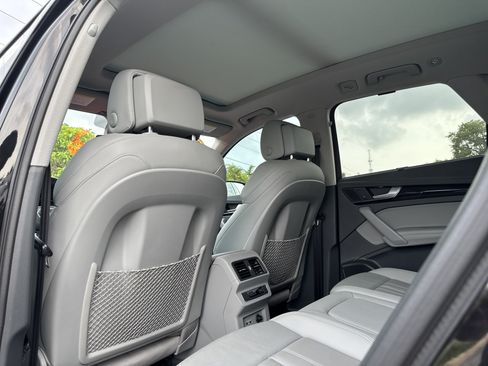 Used 2020 Audi Q5 2.0T Premium Plus w/ Premium Plus Package AWD/4WD image 18