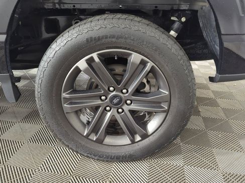 Used 2022 Ford F150 XLT w/ Equipment Group 302A High image 10