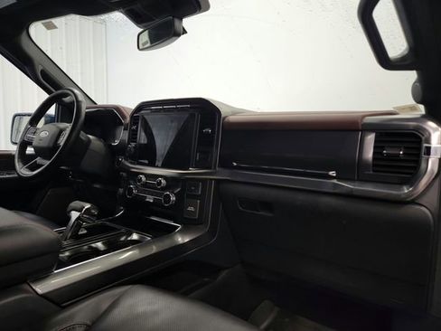 Used 2023 Ford F150 Lariat w/ Equipment Group 502A High AWD/4WD image 33