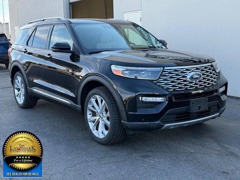 Used 2022 Ford Explorer Platinum w/ Equipment Group 601A image 2
