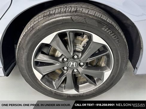 Used 2024 Honda Odyssey Elite image 34