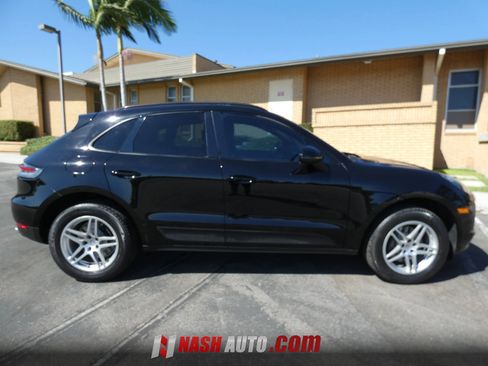 Used 2020 Porsche Macan AWD/4WD image 7