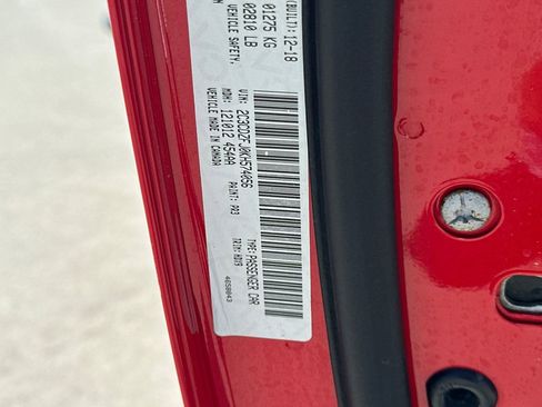 Used 2019 Dodge Challenger R/T Scat Pack w/ Scat Pack Stripe RWD image 29
