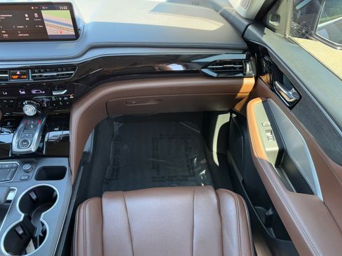 Used 2022 Acura MDX SH-AWD w/ Advance Package image 17