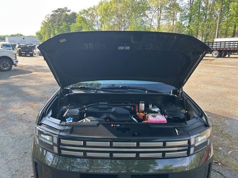 Used 2024 Hyundai Santa Fe SEL image 11