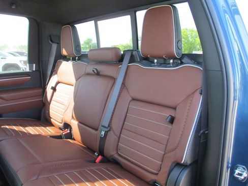 New 2026 GMC Sierra 2500 Denali Ultimate AWD/4WD image 12