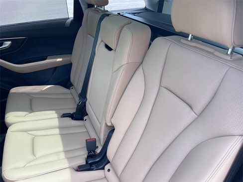 Used 2025 Audi Q7 3.0T Premium Plus w/ Premium Plus Package image 9