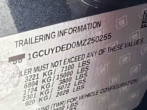 Used 2021 Chevrolet Silverado 1500 LT AWD/4WD image 31