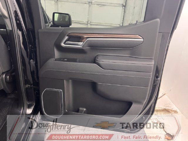 Used 2025 Chevrolet Silverado 1500 RST w/ Convenience Package II AWD/4WD image 36
