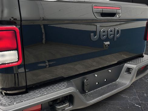 New 2026 Jeep Gladiator Sport AWD/4WD image 39