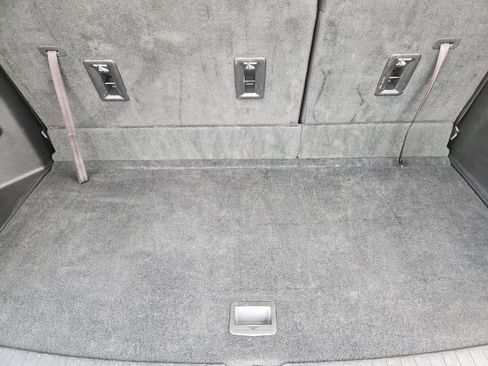 Used 2025 GMC Acadia Elevation FWD image 34