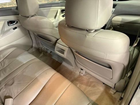Used 2007 Toyota Camry XLE FWD image 32