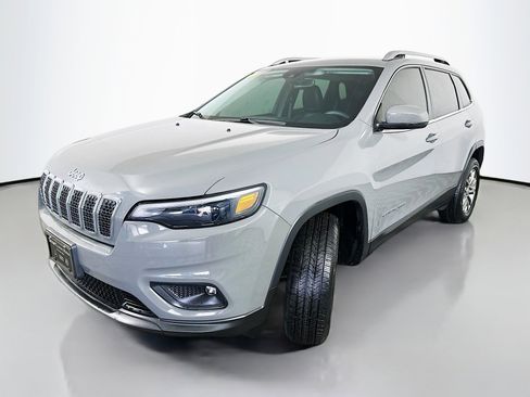 Used 2021 Jeep Cherokee Latitude Lux AWD/4WD image 3