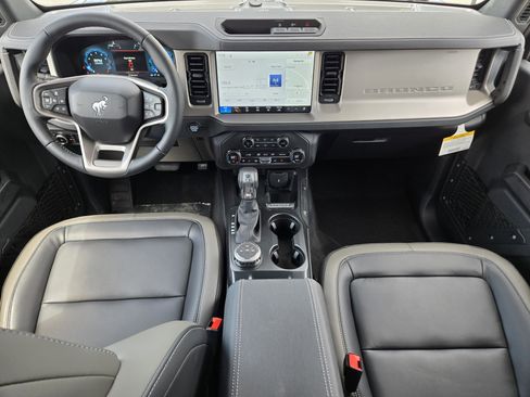 New 2026 Ford Bronco Outer Banks AWD/4WD image 19