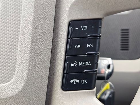Used 2012 Ford Escape XLS FWD image 13
