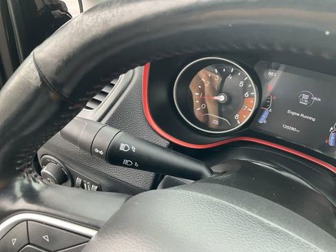 Used 2017 Jeep Compass Trailhawk w/ Leather Interior Group AWD/4WD image 20