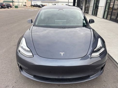 Used 2019 Tesla Model 3 Long Range image 2
