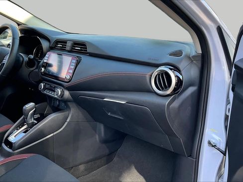 Certified 2025 Nissan Versa SR w/ Trunk Package FWD image 17