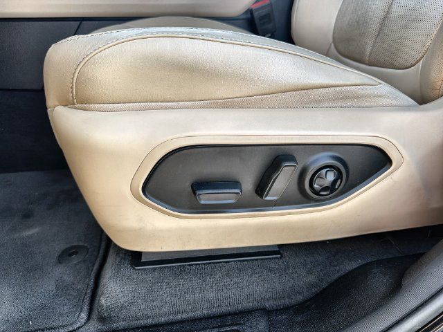 Used 2021 Jeep Grand Cherokee L Limited w/ Luxury Tech Group II AWD/4WD image 12