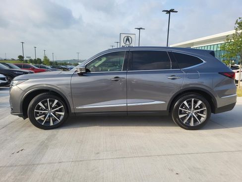 Used 2026 Acura MDX SH-AWD w/ Technology Package image 3