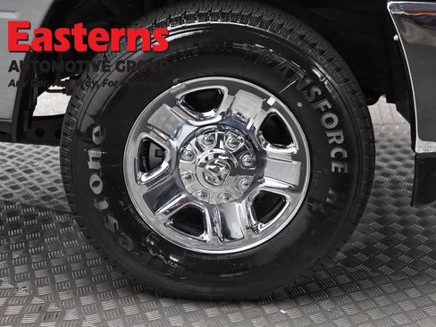 Used 2024 RAM 2500 Big Horn AWD/4WD image 33