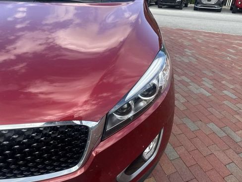 Used 2017 Kia Sorento EX FWD image 23