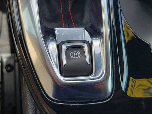 Used 2025 Chevrolet Trax RS w/ Driver Confidence Package FWD image 27