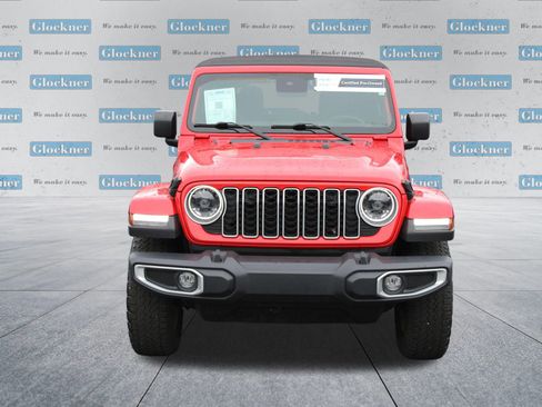 Used 2024 Jeep Wrangler Unlimited Sahara AWD/4WD image 2