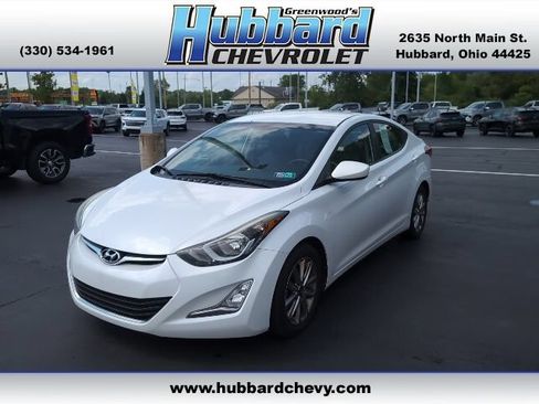 Used 2016 Hyundai Elantra SE w/ Option Group 02 FWD image 1