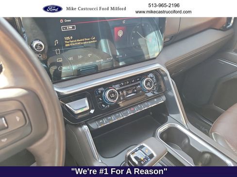 Used 2023 GMC Sierra 1500 Denali w/ Technology Package AWD/4WD image 16