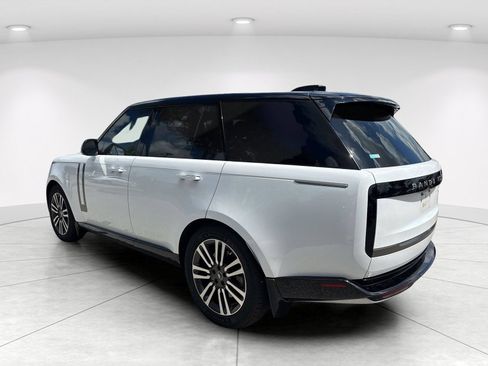 Used 2023 Land Rover Range Rover SE AWD/4WD image 6