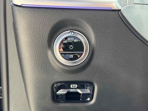 New 2025 Mercedes-Benz C 300 4MATIC Sedan image 23