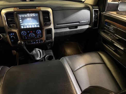 Used 2014 RAM 3500 Laramie w/ Cold Weather Group image 38