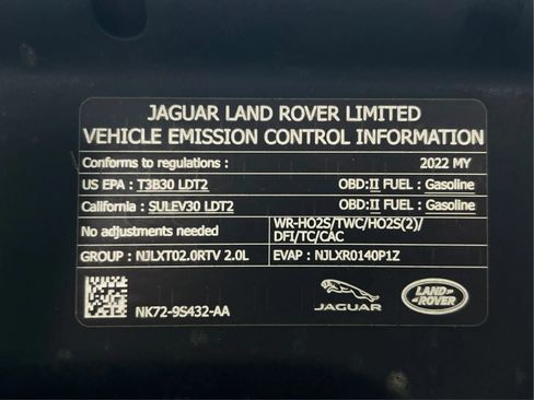 Used 2022 Land Rover Discovery Sport S AWD/4WD image 28