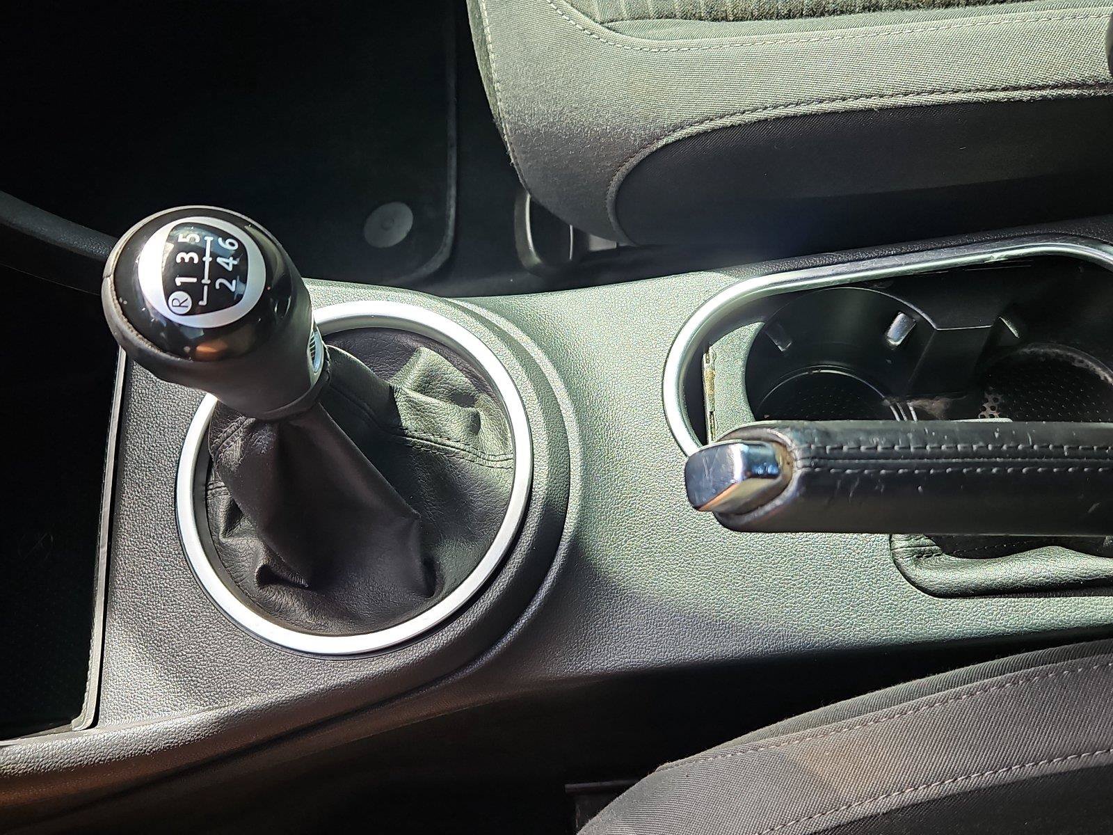 Used 2014 Volkswagen Beetle R-Line FWD image 22