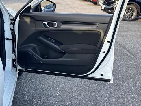 Used 2025 Honda Civic Sport image 12