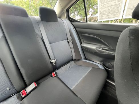 Used 2025 Nissan Versa SV w/ Trunk Package image 35