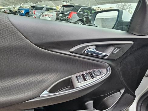Used 2019 Chevrolet Malibu LT image 21