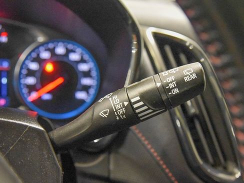 Used 2022 Chevrolet Equinox RS w/ RS Leather Package image 29